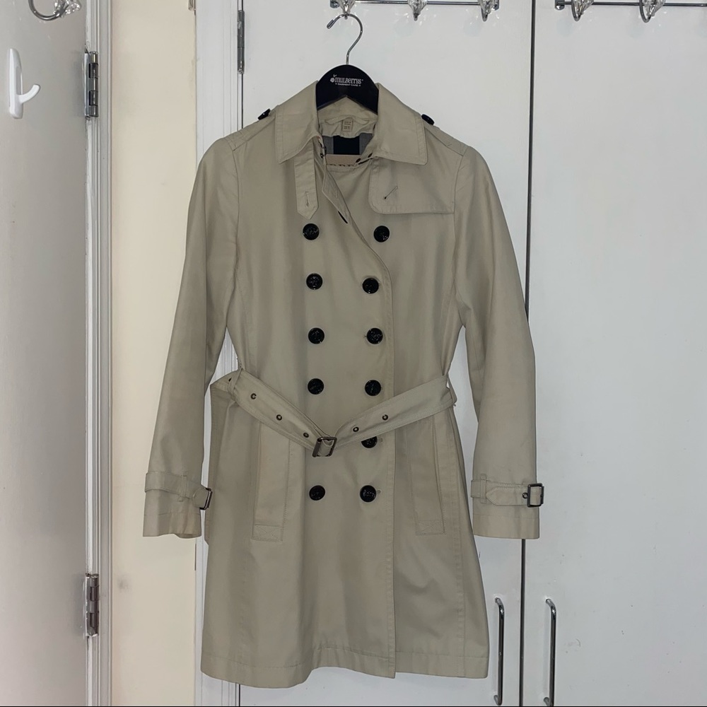 Burberry Brit trench with warmer